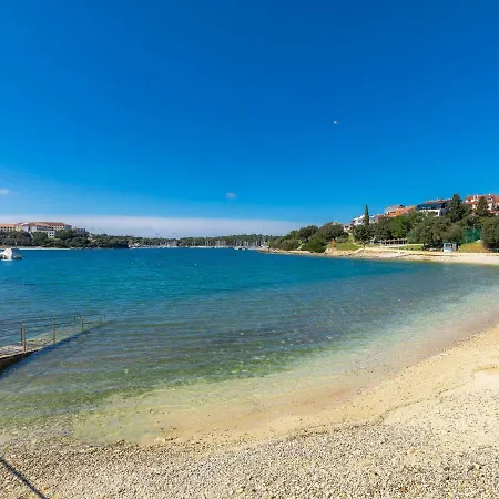 Wing 77 By Interhome Apartament