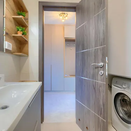 Wing 77 By Interhome Appartement