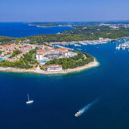 Wing 77 By Interhome Apartament *