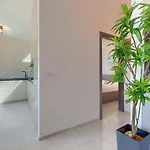 Wing 77 By Interhome